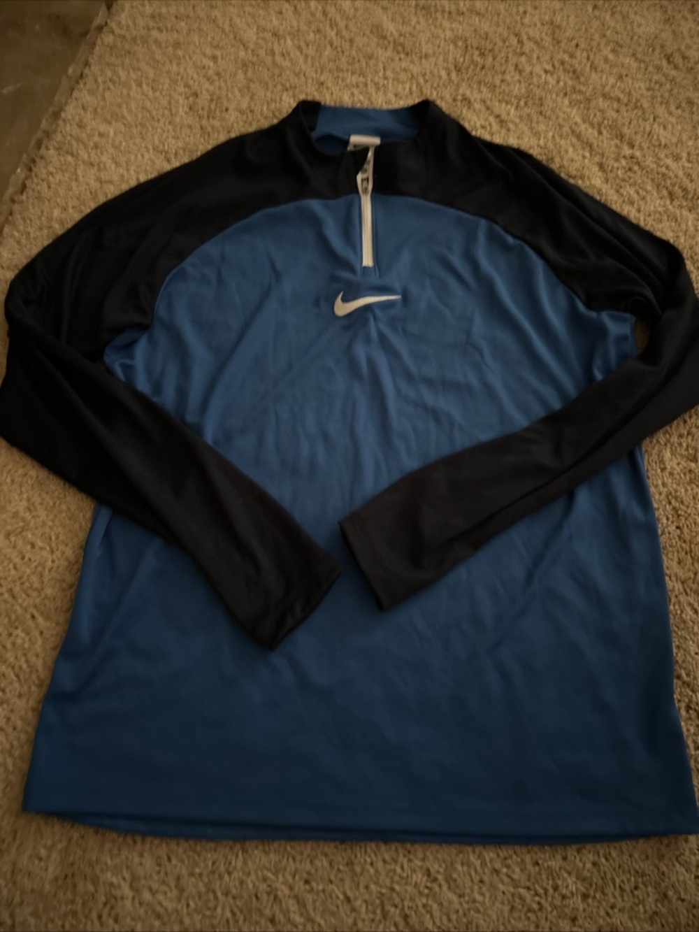 NIKE LARGE MEN's DRI FIT PULLOVER 2 tone block 1/4 zip L